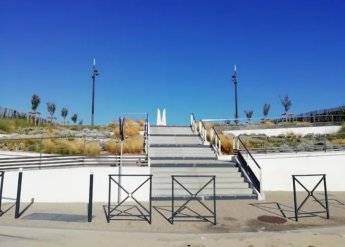 Les Ailes アパート ミミザン・プラージュ